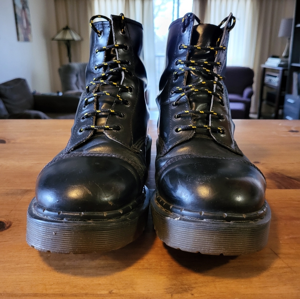 Dr Martens 8265 Black 8 Eyelet Made In England